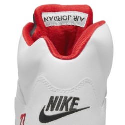 Air Jordan 5 Retro 'Infrared 23' - Détails Infrarouge sur Noir